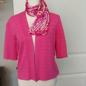 Short sleeve sweater